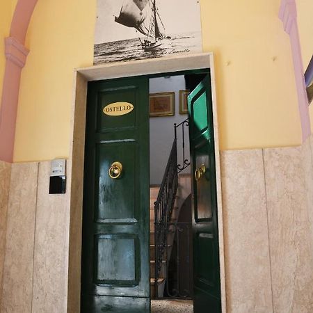 Ostello La Stazione ألبا أدرياتيكا المظهر الخارجي الصورة